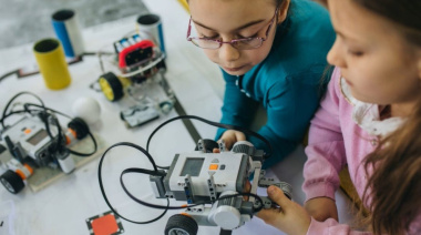 Verano Tech abre inscripciones presenciales en Jáchal para acercar tecnología y robótica a chicos durante las vacaciones