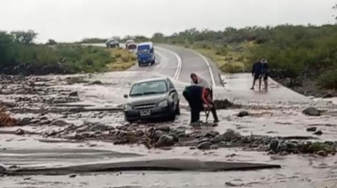 Tras el fuerte temporal en Valle Fértil, CÁRITAS lanzó una colecta de alimentos para asistir a 13 familias que quedaron aisladas