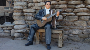 A 120 años del nacimiento de Buenaventura Luna, habrá homenajes oficiales y un cierre de lujo con Los Sacheros