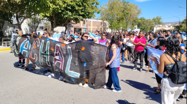 El inicio del ciclo lectivo en Jáchal quedó condicionado por el paro docente y una importante autoconvocatoria
