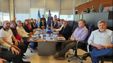 Sin acuerdo en la quinta reunión paritaria, el Gobierno presentó nueva oferta salarial y los gremios docentes la rechazaron