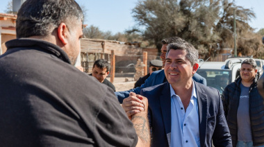 El gobernador Marcelo Orrego anunció la licitación de dos puentes clave sobre los ríos La Quebrada y Tafí en Mogna