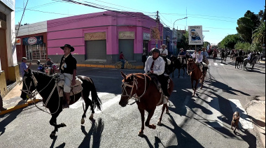 Récord histórico de participación en la Cabalgata de los Niños, Jáchal vivió una jornada inolvidable de tradición y cultura