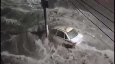 Un fuerte temporal volvió a afectar a Tucumán: inundaciones, cierre de ruta y autoevacuados durante la madrugada