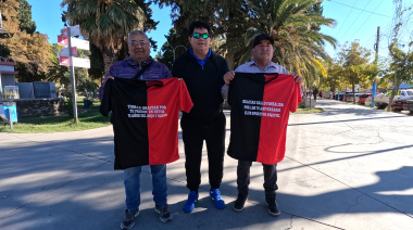Ex integrantes de comisiones del Club Sportivo Niquivil le rindieron homenaje a don Alfredo Gallo Fonzalida y a don Tomas Tejada