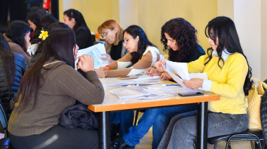 Se realizó un nuevo operativo de inscripción para las Becas Mineras y decenas de estudiantes presentaron su documentación