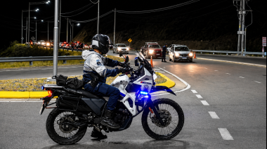 Más de 500 efectivos policiales custodiarán San Juan durante el fin de semana patrio con operativos en rutas, eventos y barrios