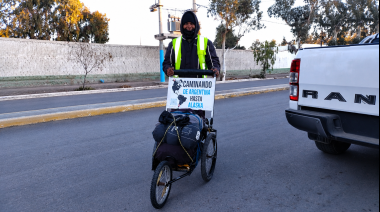 De Ushuaia rumbo a Alaska: El aventurero Víctor Revilla pasó por Jáchal y retomó su desafío caminando bajo temperaturas bajo cero