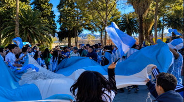 La Plaza San Martín una fiesta: Los jachalleros celebraron una clasificación épica de la selección a los cuartos de final del Mundial