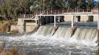 Realizarán maniobras y liberarán más agua desde Cuesta del Viento y Pachimocho, piden evitar circular por la zona del Río Jáchal