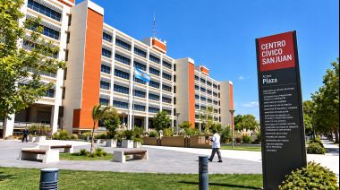 San Juan prepara un régimen de retiros voluntarios para estatales que estén cerca de jubilarse o quieran pasar al sector privado