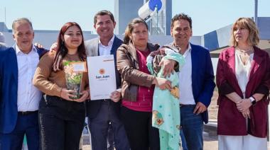 El sueño de la casa propia se hizo realidad para 118 familias de Angaco con la entrega del Barrio “Malvinas Nos Une”