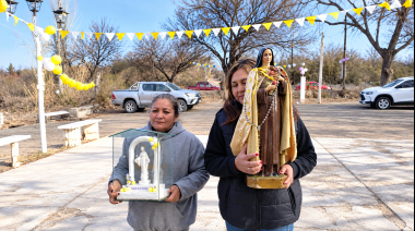 Calle Honda vive este sábado el día de festividad en honor a Santa Teresita del Niño Jesús con procesión y Santa Misa