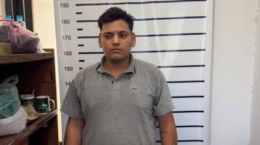 Lo buscaban por una causa judicial, fue detenido y la Policía descubrió que la moto en la que circulaba tenía pedido de secuestro