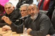 La CGT organiza un paro general para antes del 10 de abril y las dos CTA piden la renuncia de Bullrich