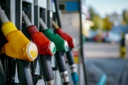 La empresa YPF confirmó que la nafta y el gasoil volverán a aumentar desde este domingo en todo el país