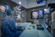 Médicos argentinos obtuvieron un premio internacional tras una cirugía que reconstruyó el ojo de un paciente