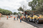 Avanza la pavimentación de calle Eugenio Flores en Jáchal y el tramo final podría completarse durante esta semana