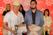 Un artesano jachallero fue distinguido en la Feria Internacional de Artesanías de San Juan por un mortero tallado en piedra