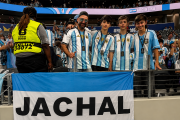 Una bandera de Jáchal emocionó a miles de argentinos en el Mundial 2026 y llevó la identidad del norte sanjuanino hasta Estados Unidos