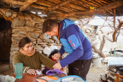 En medio del fuerte temporal, la Municipalidad de Jáchal asistió a una familia de El Colorado con alimentos, abrigo y atención sanitaria