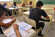 Los resultados de las pruebas PISA 2025 demostraron que Argentina bajó el rendimiento en matemática, lectura y ciencias