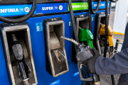 Los combustibles volvieron a aumentar y en Jáchal la Infinia quedó a solo dos pesos de alcanzar los $2.500 por litro
